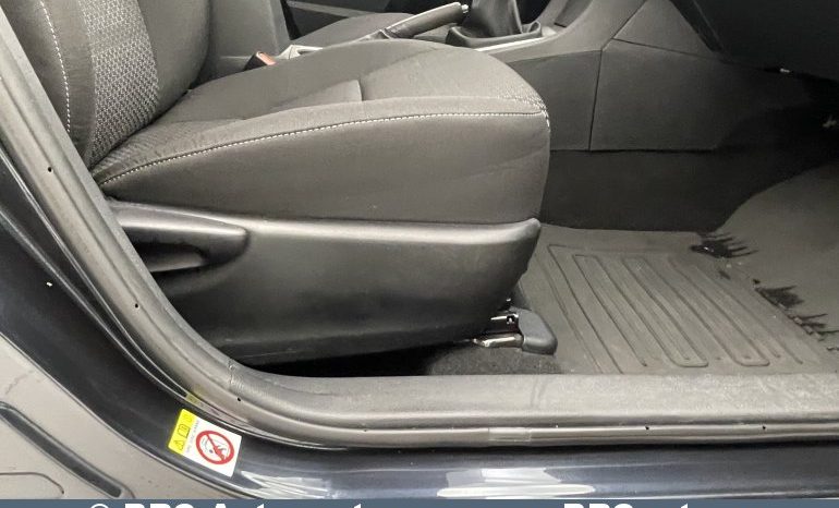 Toyota Corolla 1.6 Valvematic Active M 2016 full