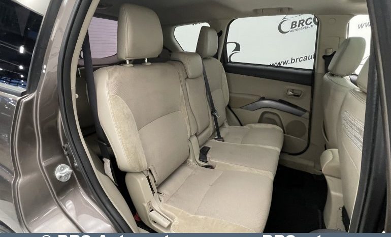 Mitsubishi Outlander 2WD Automatas 2011 full