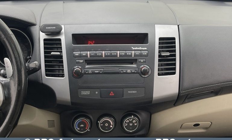 Mitsubishi Outlander 2WD Automatas 2011 full