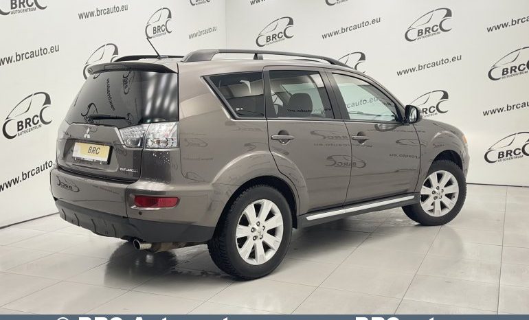 Mitsubishi Outlander 2WD Automatas 2011 full