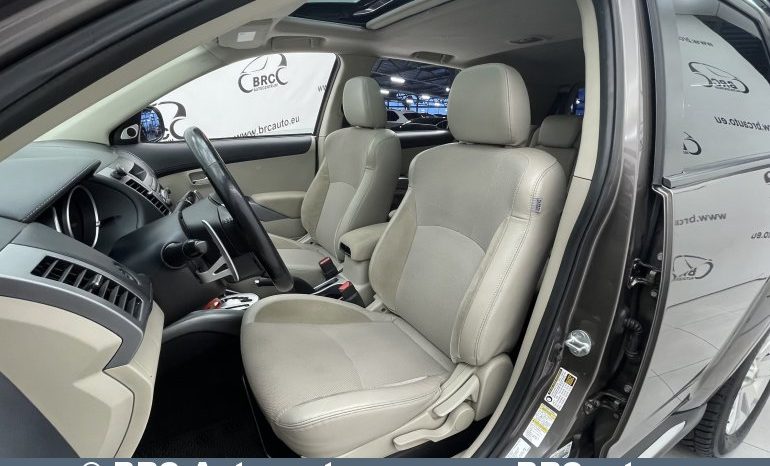 Mitsubishi Outlander 2WD Automatas 2011 full