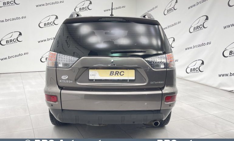 Mitsubishi Outlander 2WD Automatas 2011 full