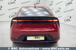 Toyota Prius Plug-in Hybrid AWD Automatas 2024 full