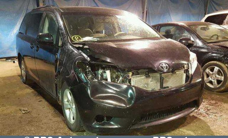 Toyota Sienna LE 3.5 Automatas 2014 full
