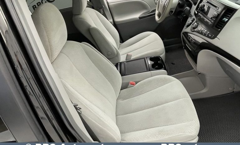 Toyota Sienna LE 3.5 Automatas 2014 full