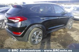 Hyundai Tucson 1.6 T-GDI Automatas 2016 full