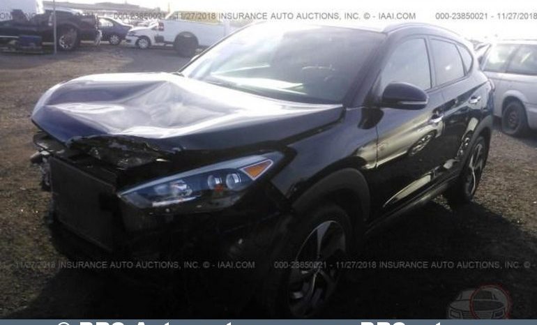 Hyundai Tucson 1.6 T-GDI Automatas 2016 full