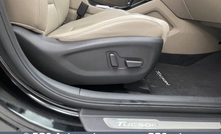 Hyundai Tucson 1.6 T-GDI Automatas 2016 full
