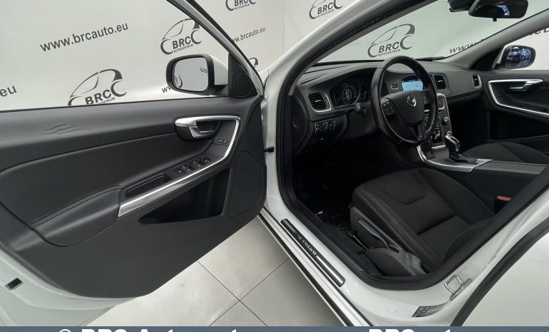 Volvo V60 2.0 D3 Automatas 2016 full