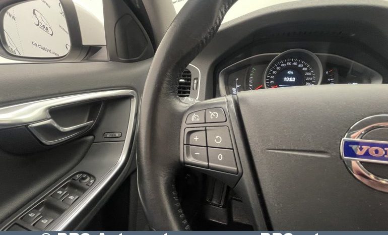 Volvo V60 2.0 D3 Automatas 2016 full