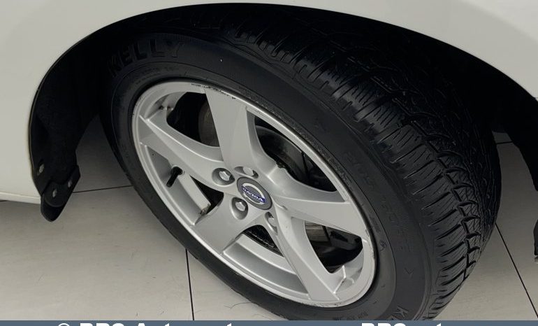 Volvo V60 2.0 D3 Automatas 2016 full