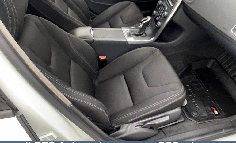 Volvo V60 2.0 D3 Automatas 2016 full