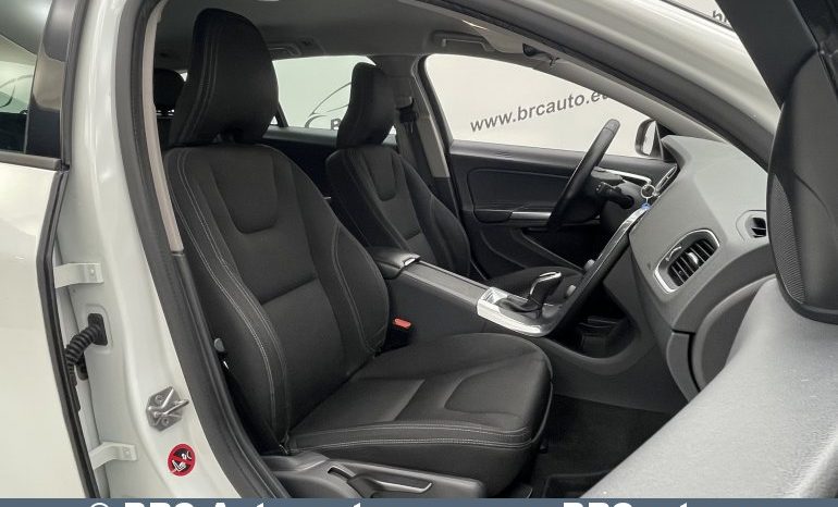 Volvo V60 2.0 D3 Automatas 2016 full
