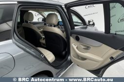 Mercedes-Benz C 220 d T Automatas 2018 full