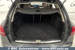 Mercedes-Benz C 220 d T Automatas 2018 full