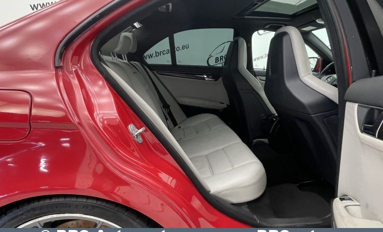 Mercedes-Benz C 63 AMG Automatas DĖŽĖS DEFEKTAS 2009 full