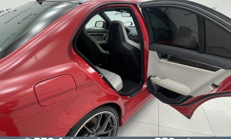 Mercedes-Benz C 63 AMG Automatas DĖŽĖS DEFEKTAS 2009 full