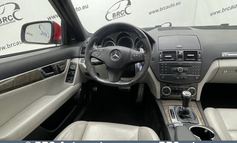 Mercedes-Benz C 63 AMG Automatas DĖŽĖS DEFEKTAS 2009 full