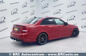 Mercedes-Benz C 63 AMG Automatas DĖŽĖS DEFEKTAS 2009