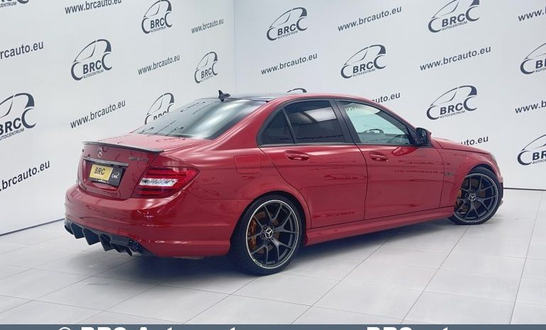 Mercedes-Benz C 63 AMG Automatas DĖŽĖS DEFEKTAS 2009 full