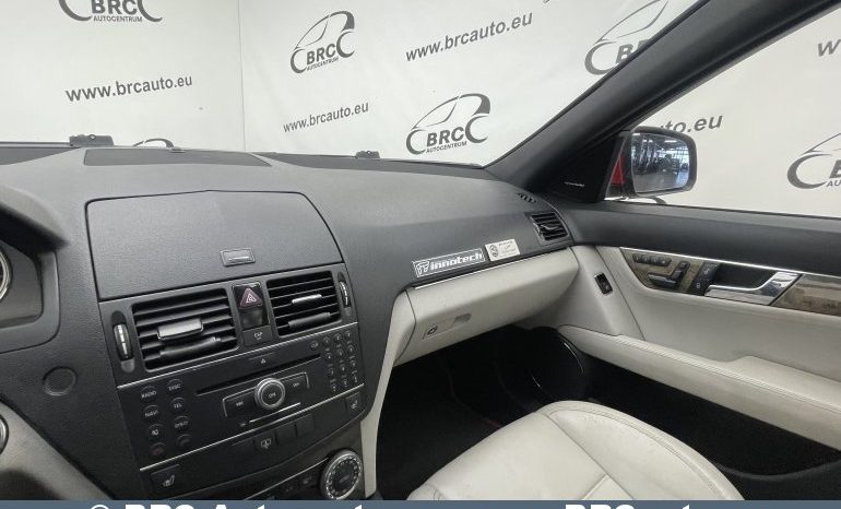 Mercedes-Benz C 63 AMG Automatas DĖŽĖS DEFEKTAS 2009 full