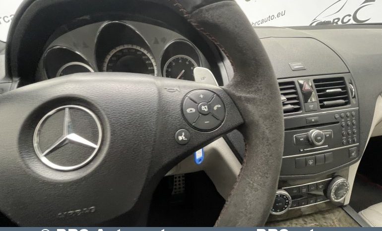 Mercedes-Benz C 63 AMG Automatas DĖŽĖS DEFEKTAS 2009 full