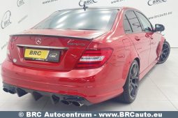 Mercedes-Benz C 63 AMG Automatas DĖŽĖS DEFEKTAS 2009 full