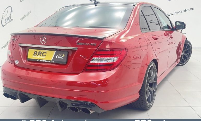 Mercedes-Benz C 63 AMG Automatas DĖŽĖS DEFEKTAS 2009 full