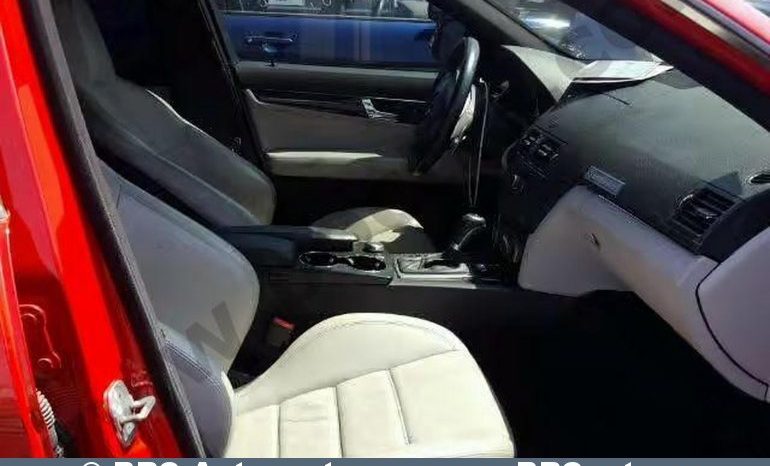 Mercedes-Benz C 63 AMG Automatas DĖŽĖS DEFEKTAS 2009 full