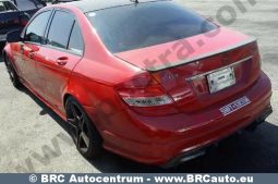 Mercedes-Benz C 63 AMG Automatas DĖŽĖS DEFEKTAS 2009 full