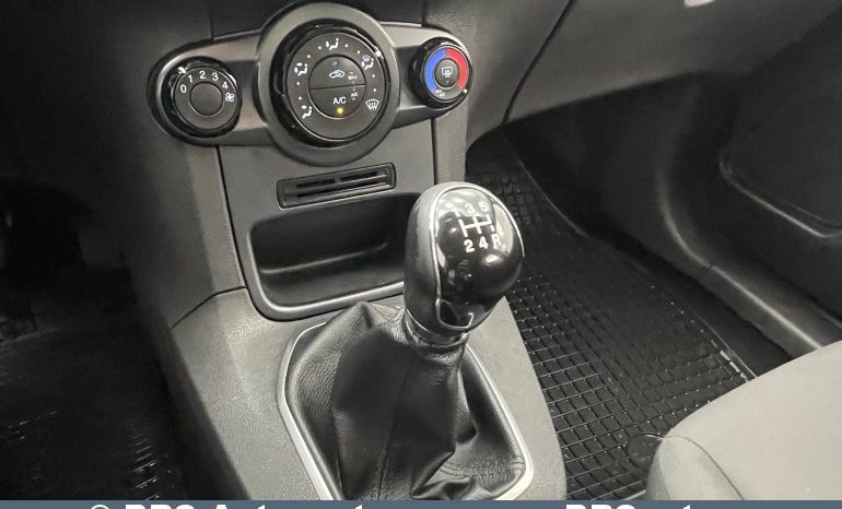 Ford Fiesta 1.5 TDCi 2013 full