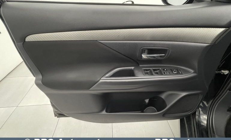 Mitsubishi Outlander 2.0 4WD Automatas 2014 full