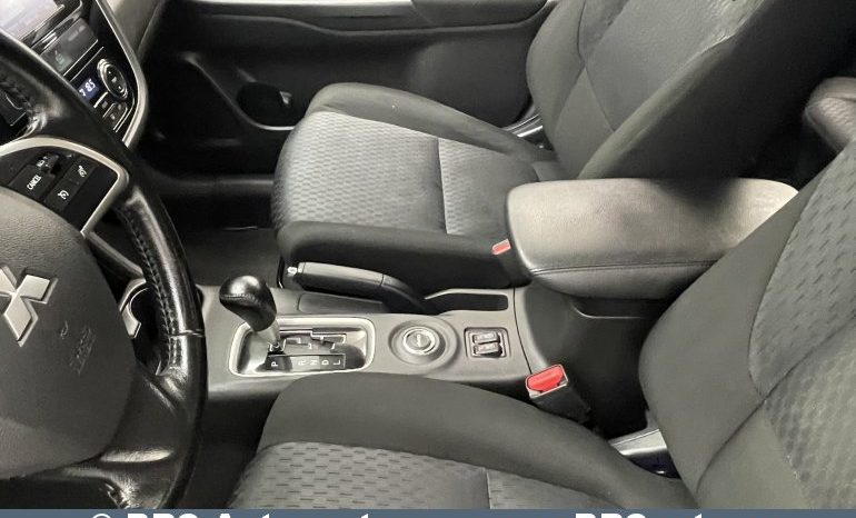 Mitsubishi Outlander 2.0 4WD Automatas 2014 full