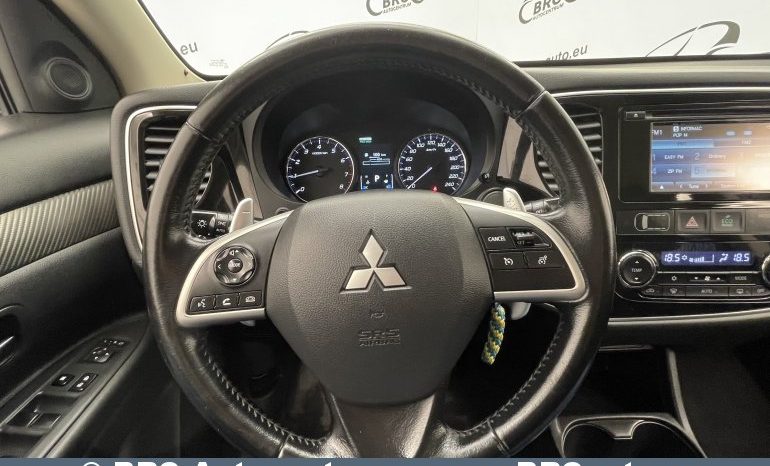 Mitsubishi Outlander 2.0 4WD Automatas 2014 full