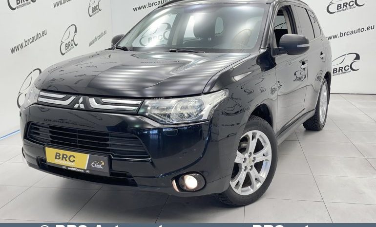 Mitsubishi Outlander 2.0 4WD Automatas 2014 full