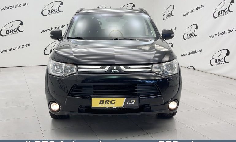 Mitsubishi Outlander 2.0 4WD Automatas 2014 full