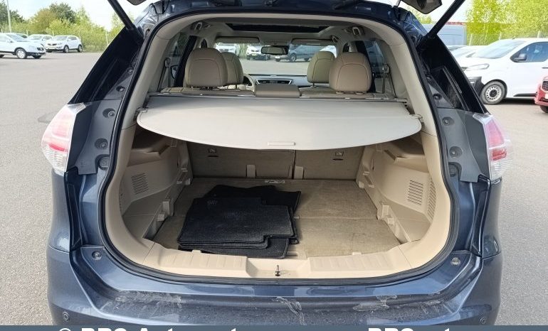 Nissan X-Trail 1.6 Tekna Automatas 2015 full