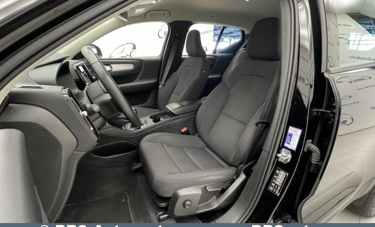 Volvo XC 40 1.5 T2 2021 full