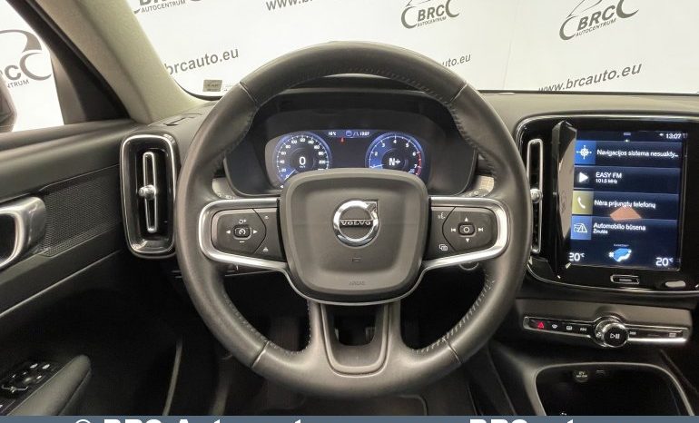 Volvo XC 40 1.5 T2 2021 full