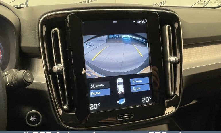 Volvo XC 40 1.5 T2 2021 full