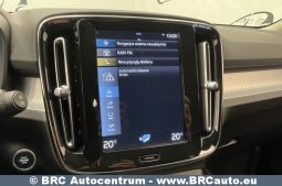Volvo XC 40 1.5 T2 2021 full
