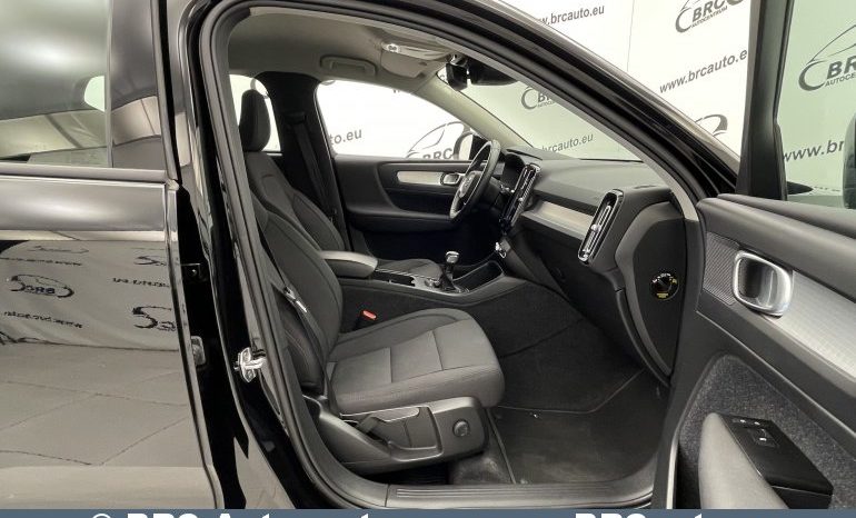 Volvo XC 40 1.5 T2 2021 full