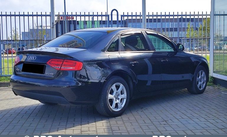 Audi A4 2.0 TDI 2009 full