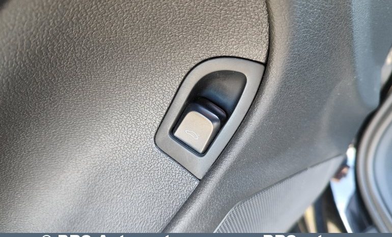 Audi A4 2.0 TDI 2009 full