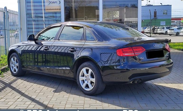 Audi A4 2.0 TDI 2009 full