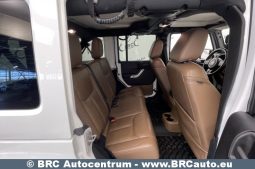 Jeep Wrangler U 3.6 V6 4WD 2014 full