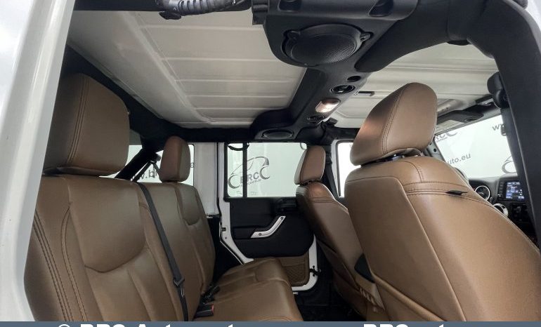 Jeep Wrangler U 3.6 V6 4WD 2014 full