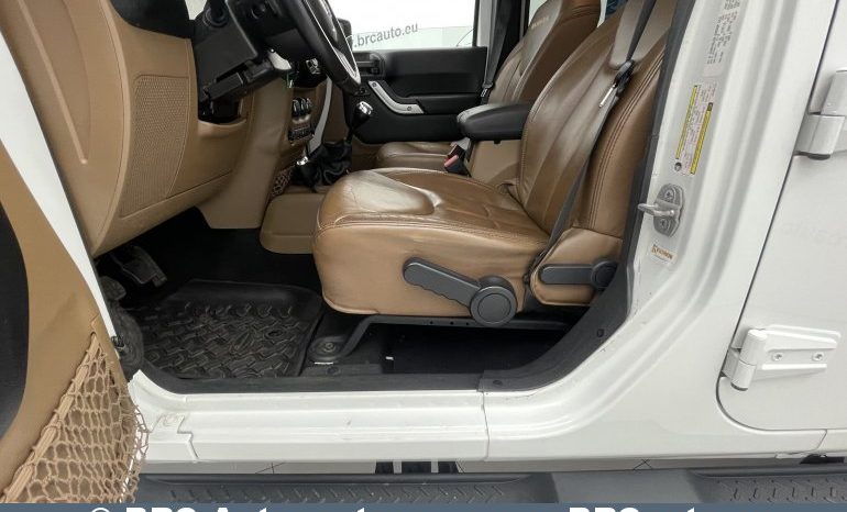 Jeep Wrangler U 3.6 V6 4WD 2014 full
