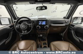 Jeep Wrangler U 3.6 V6 4WD 2014