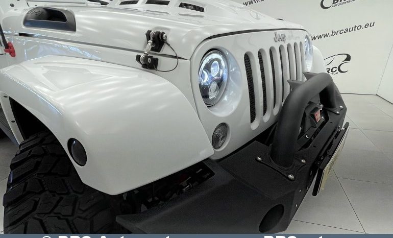 Jeep Wrangler U 3.6 V6 4WD 2014 full